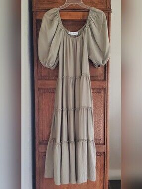 BURU TIERED PUFF SLEEVE MIDI DRESS OLIVE/SAGE GREEN SIZE MEDIUM EXCELLENT